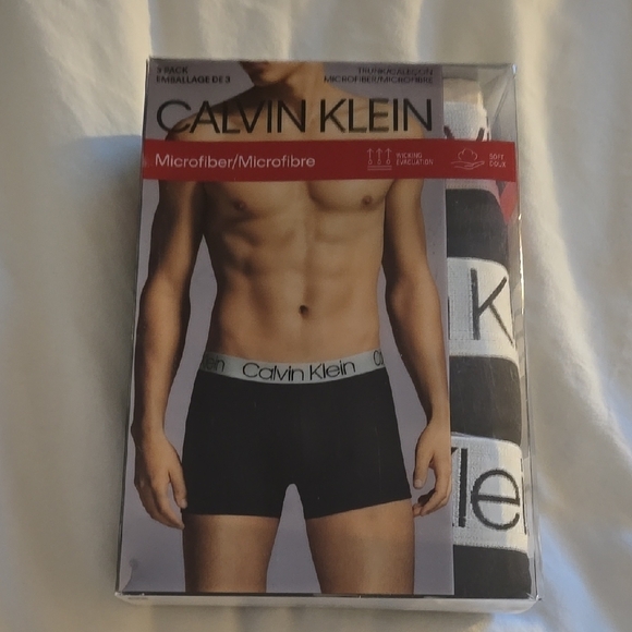 Calvin Klein Men's Black Microfiber Trunks - Picture 1 of 4